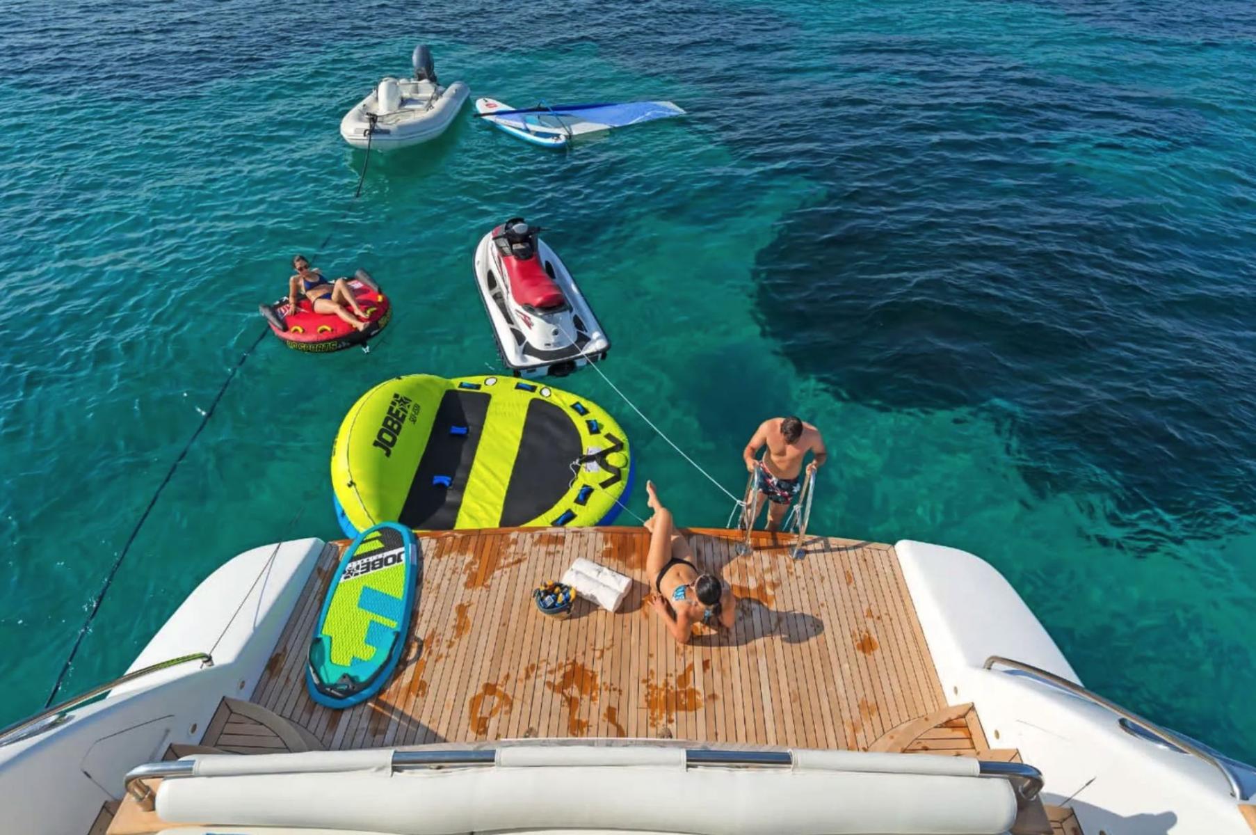 seascape-experiences-mykonos-greece-cyclades-fleet-rental-charter-falcon-motor-yacht-boa