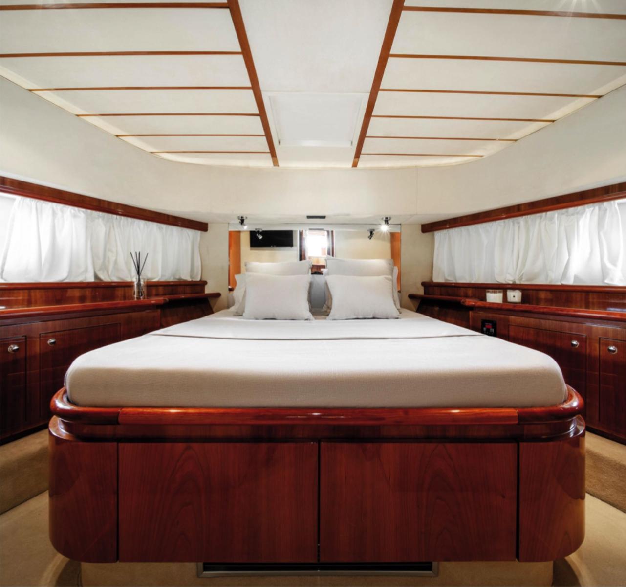 eascape-experiences-mykonos-greece-cyclades-fleet-rental-charter-ferretti-motor-yacht-boat