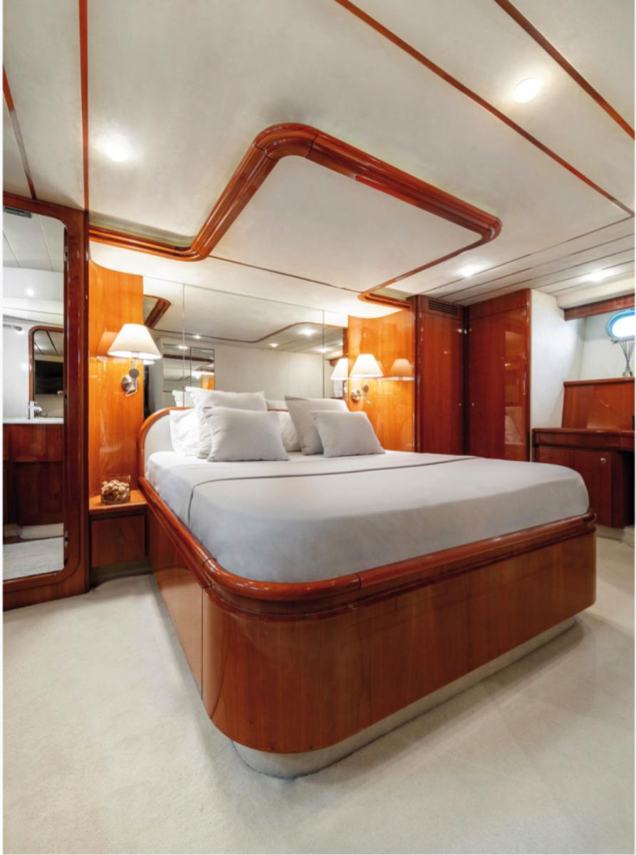 eascape-experiences-mykonos-greece-cyclades-fleet-rental-charter-ferretti-motor-yacht-boat