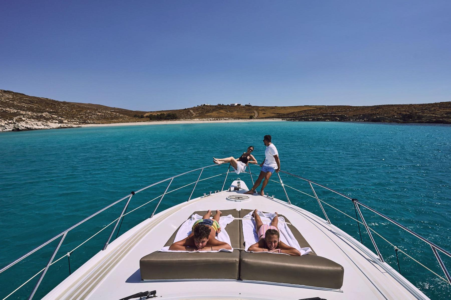 seascape-experiences-mykonos-greece-cyclades-fleet-rental-charter-ilver-motor-yacht-boat