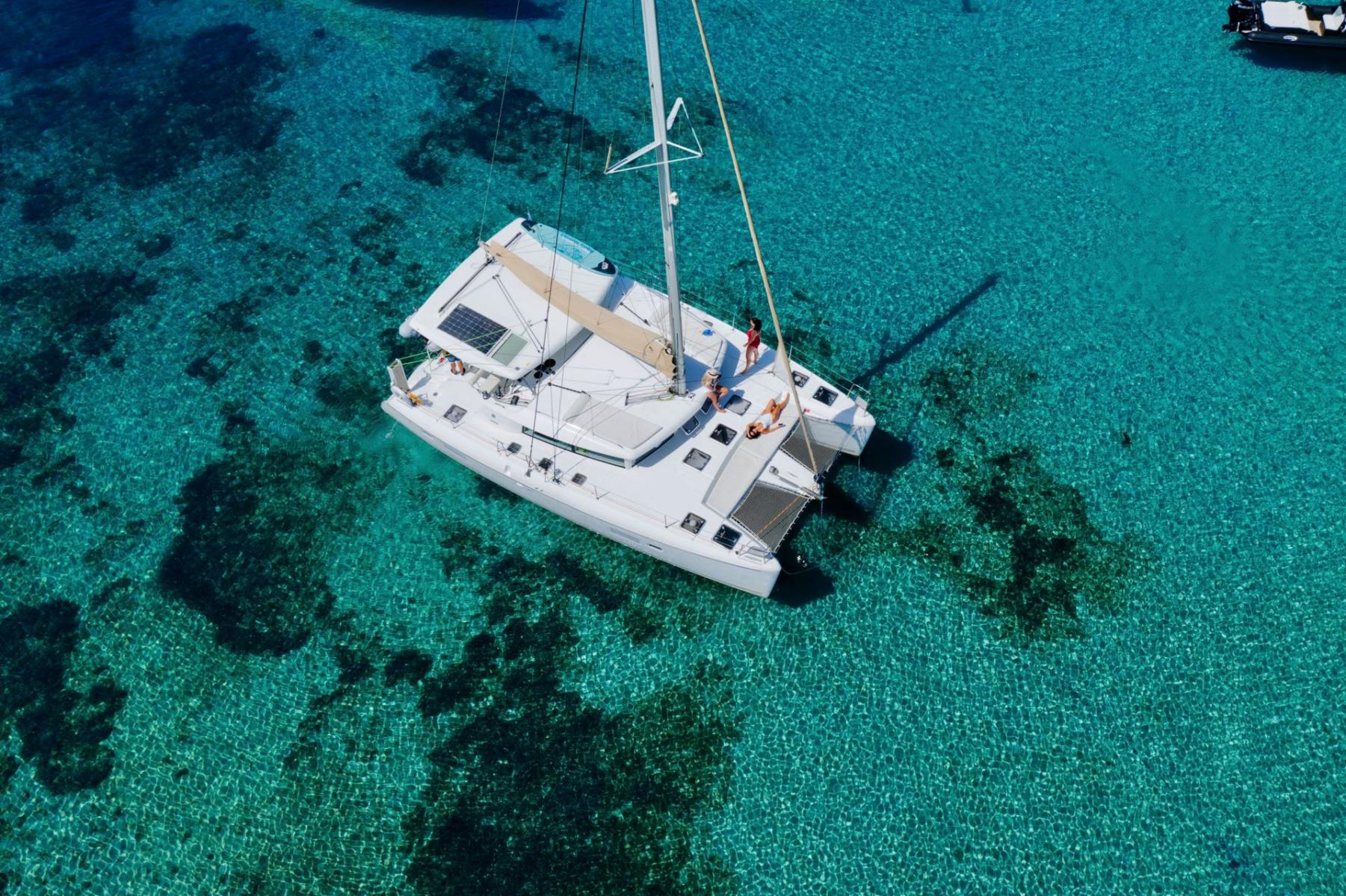 seascape-experiences-mykonos-greece-cyclades-fleet-rental-charter-lagoon-catamaran-daily cruises - rhenia -delos 