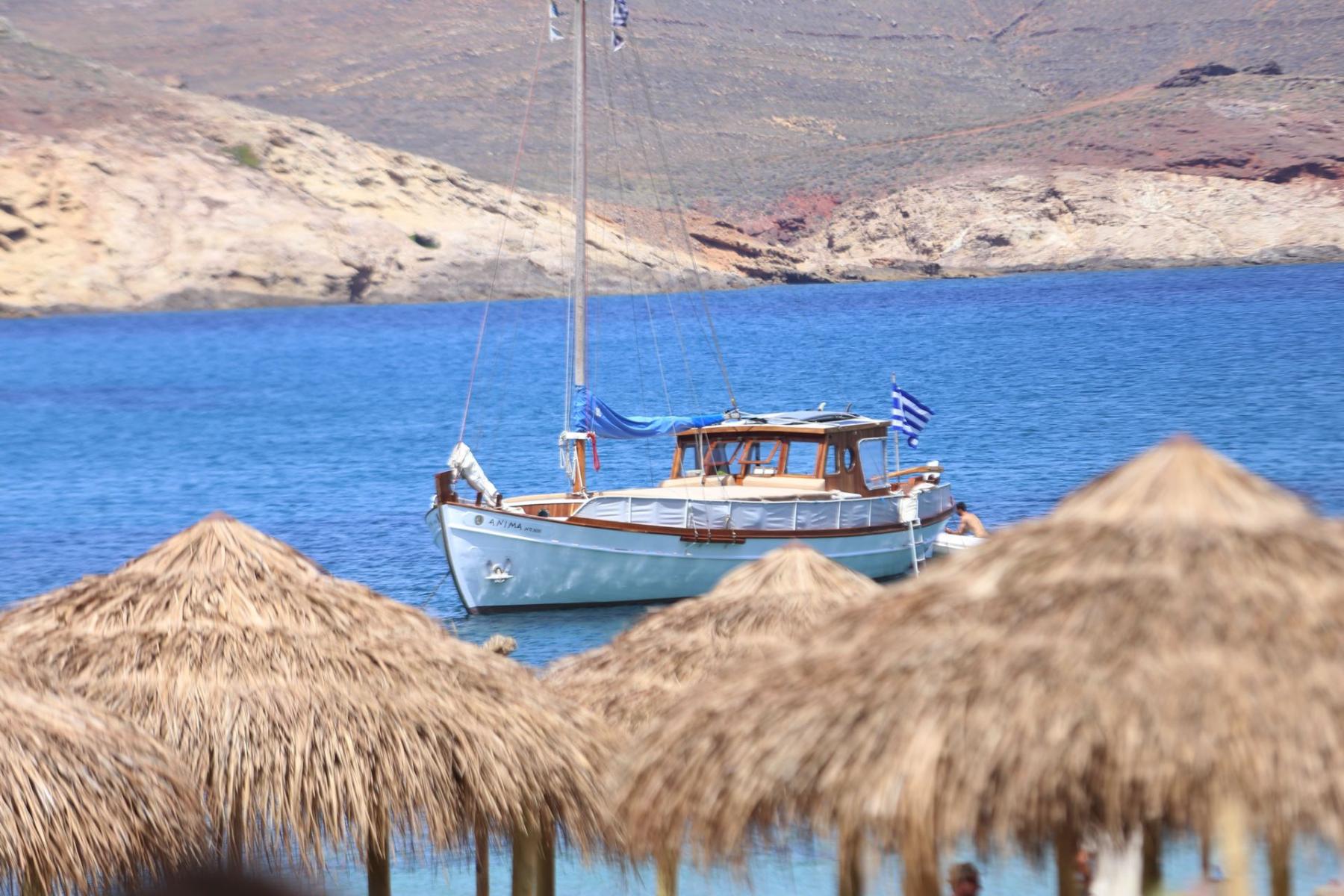 seascape-experiences-mykonos-greece-cyclades-fleet-rental-charter-traditional-caique-