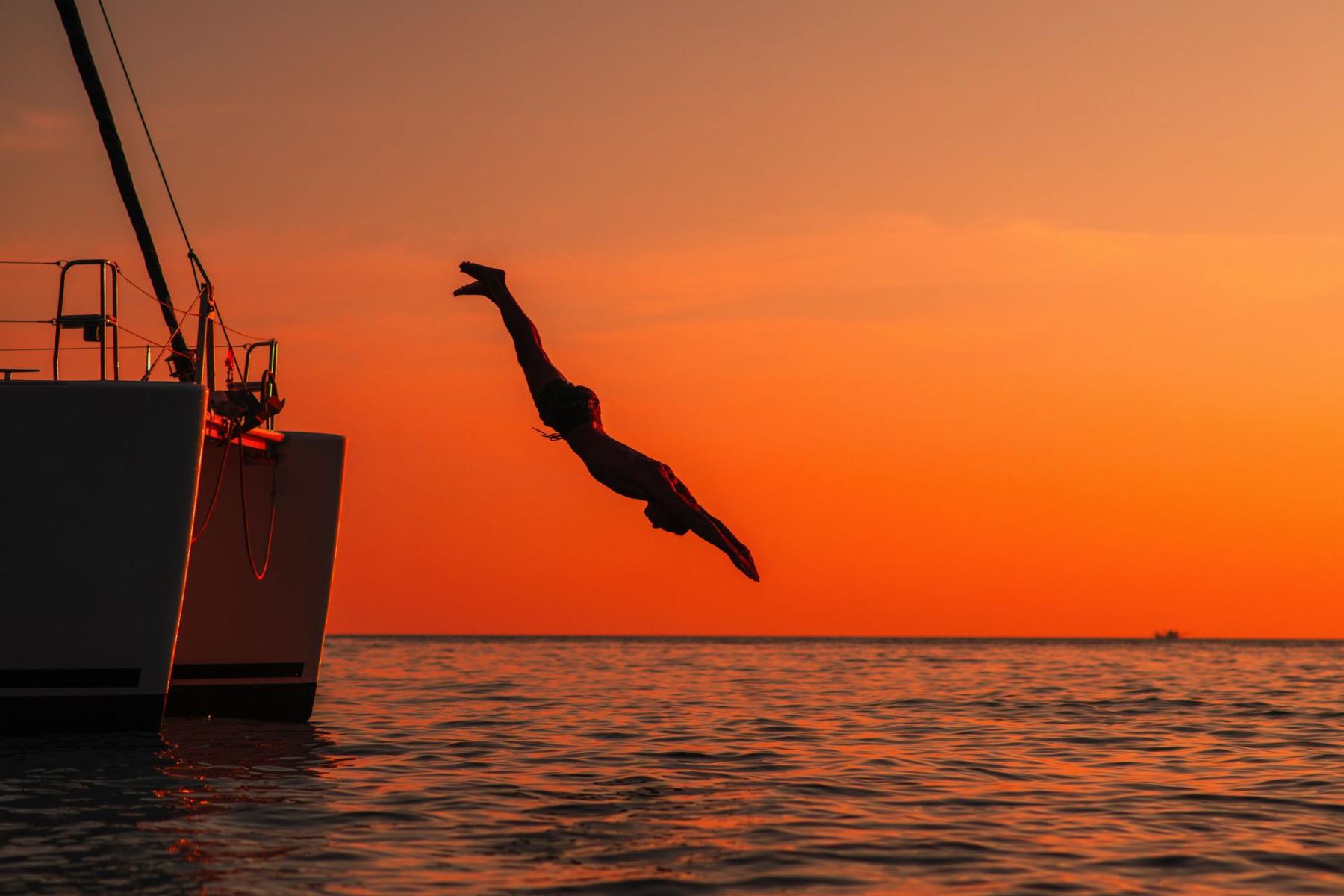 seascape-experiences-mykonos-sunset-charter-yacht-daily-cruise-yacht-rental-sunset cruises