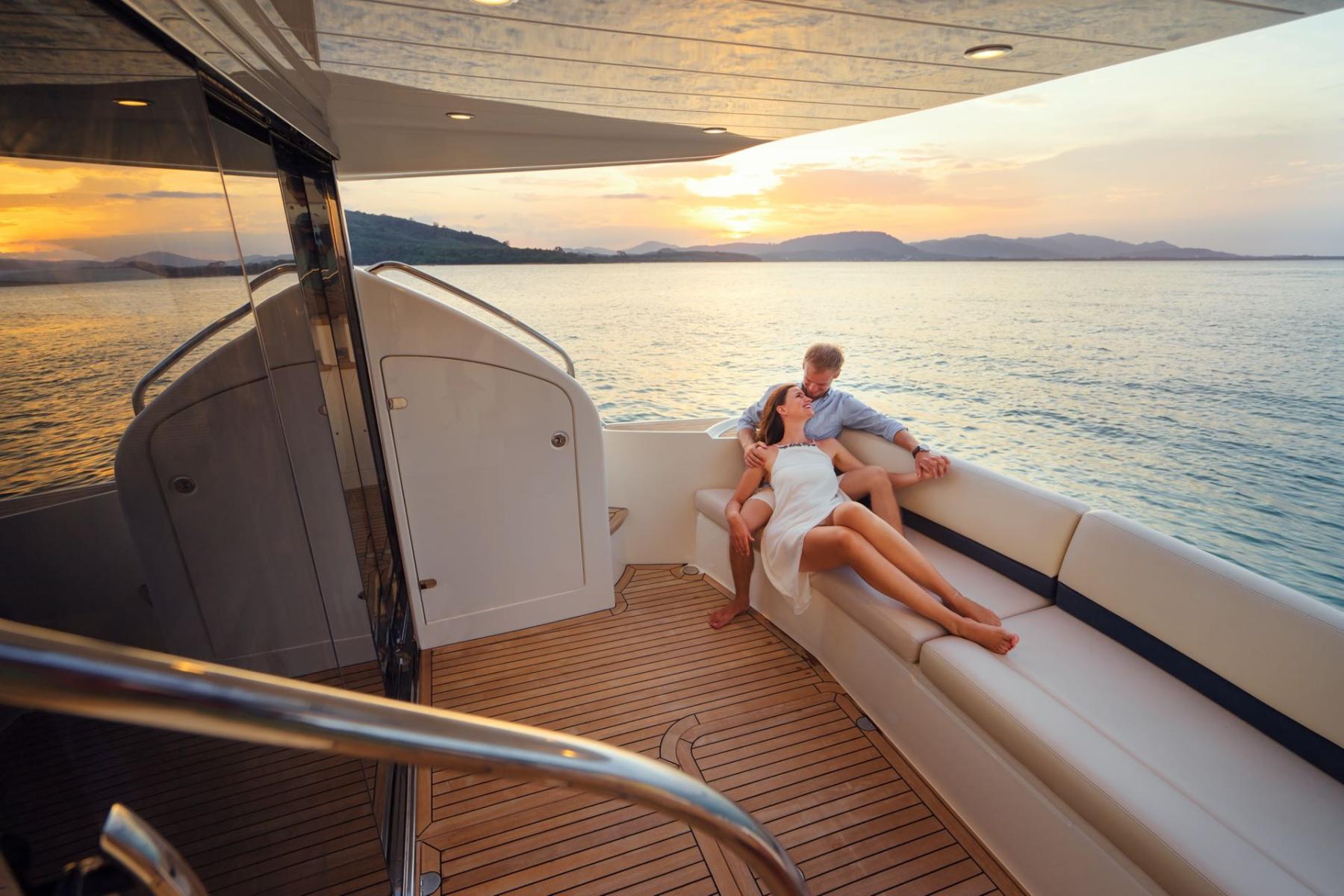 mykonos yacht charter, private boat mykonos , day cruises mykonos, hire a boat mykonos, rent a yacht