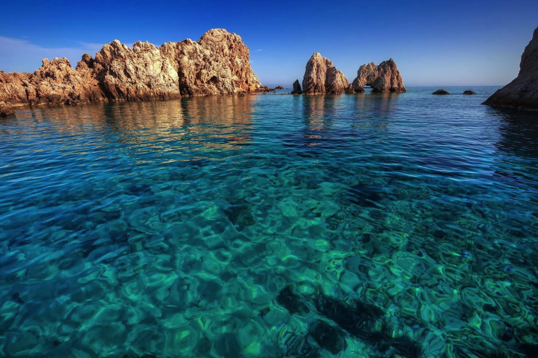 antirparos day cruise , antirparos yacht hire, antirparos hire a boat , antirparos rent a boat