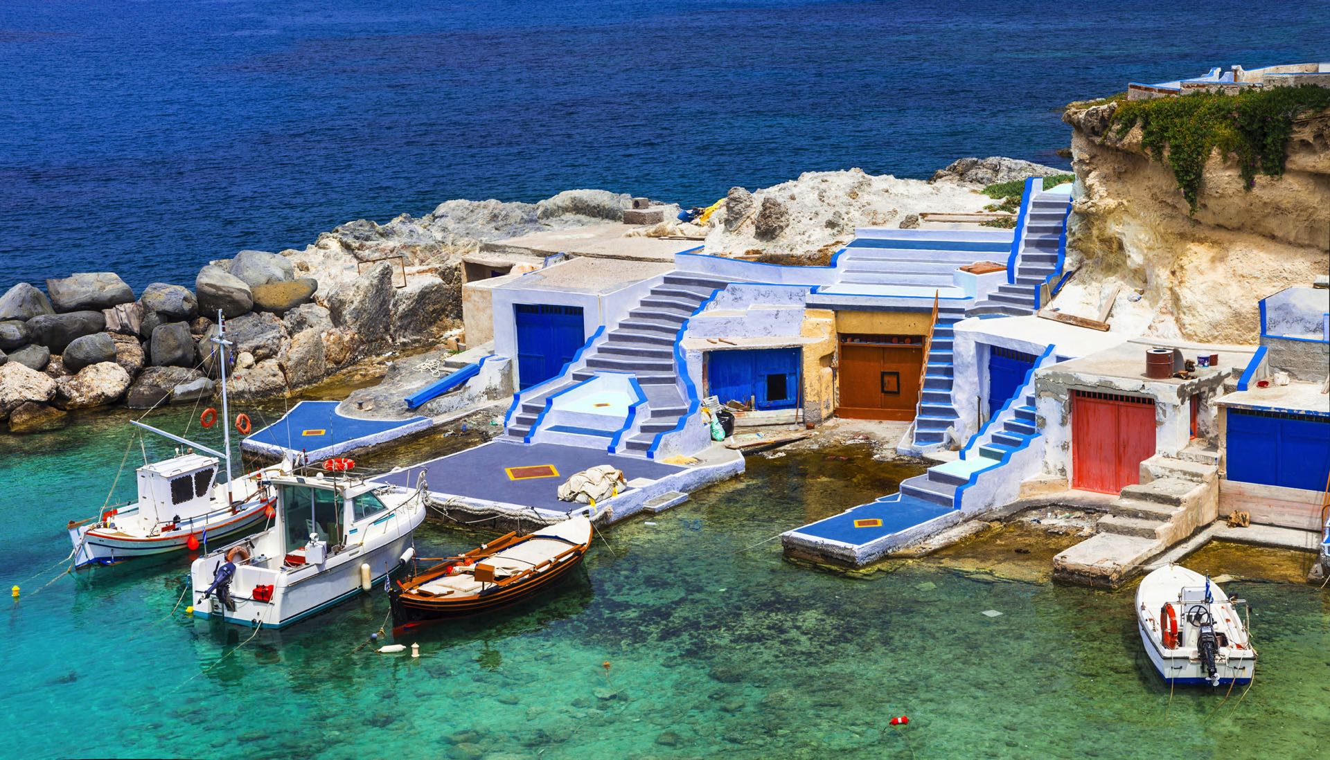 mykonos yacht charter, private boat mykonos , day cruises mykonos, kimolos rent a boat , kimolos hire a yacht , private cruises kimolos