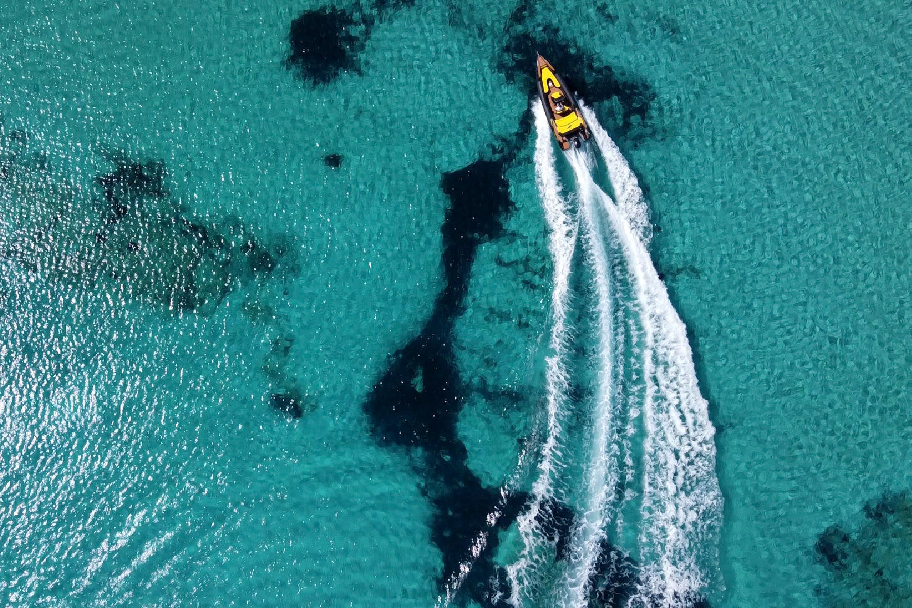 mykonos yacht charter, private boat mykonos , day cruises mykonos
