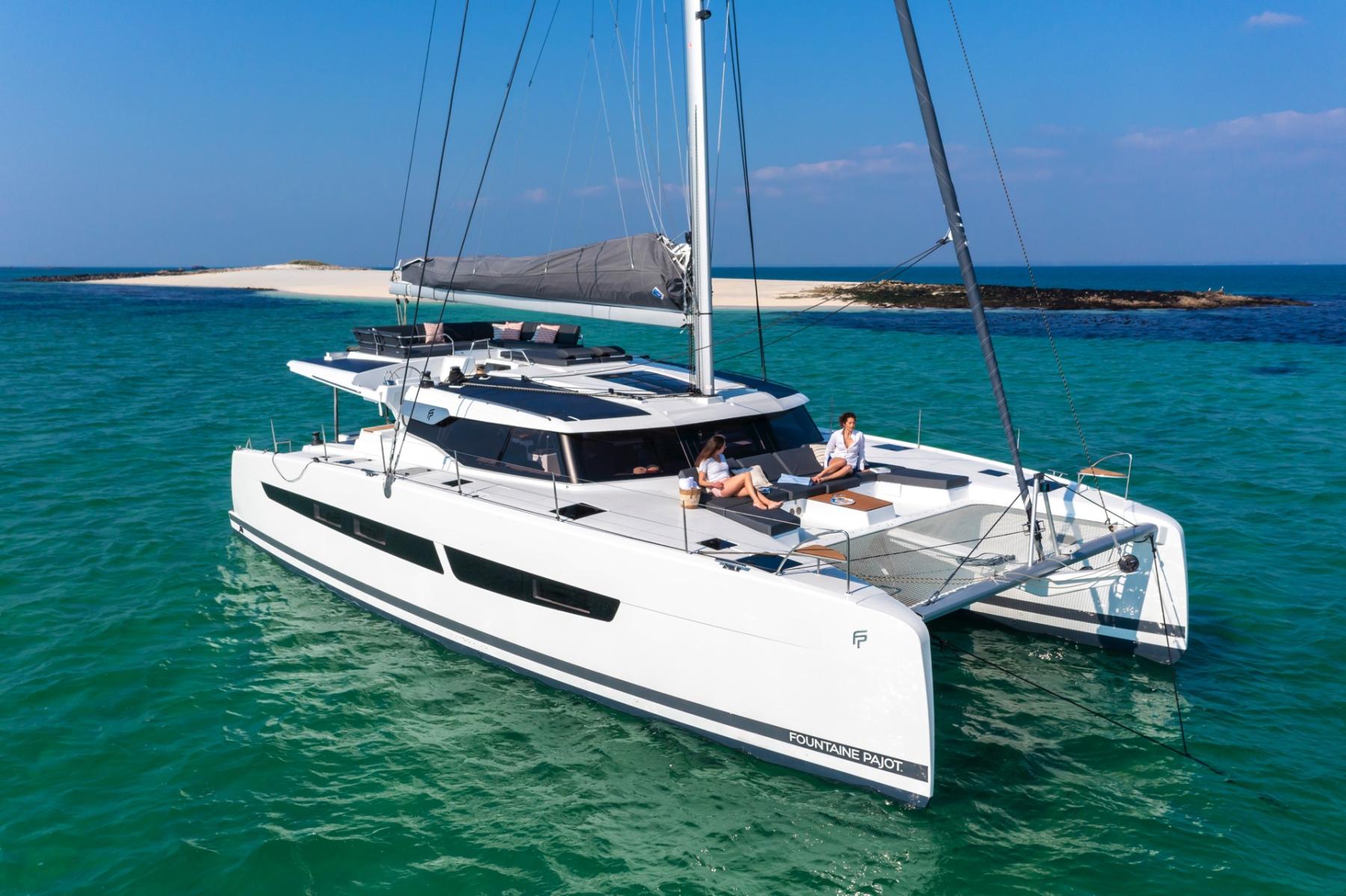 Relaxing Moments on a Mykonos Catamaran with Stunning Aegean Views