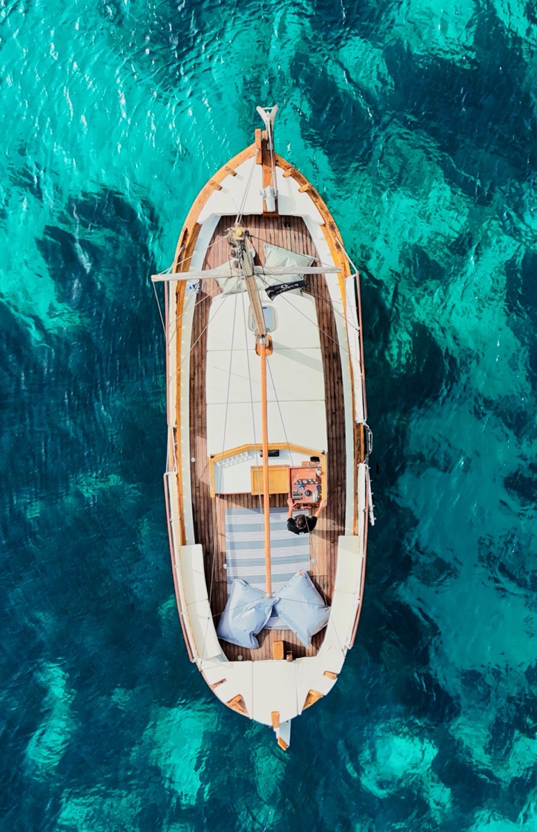 Authentic Mykonos experience – Explore the coastline on a traditional wooden caique