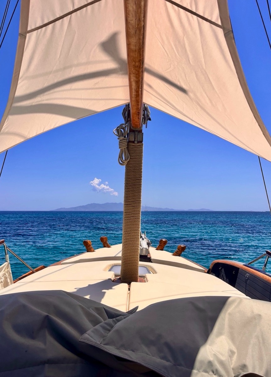 Authentic Mykonos experience – Explore the coastline on a traditional wooden caique