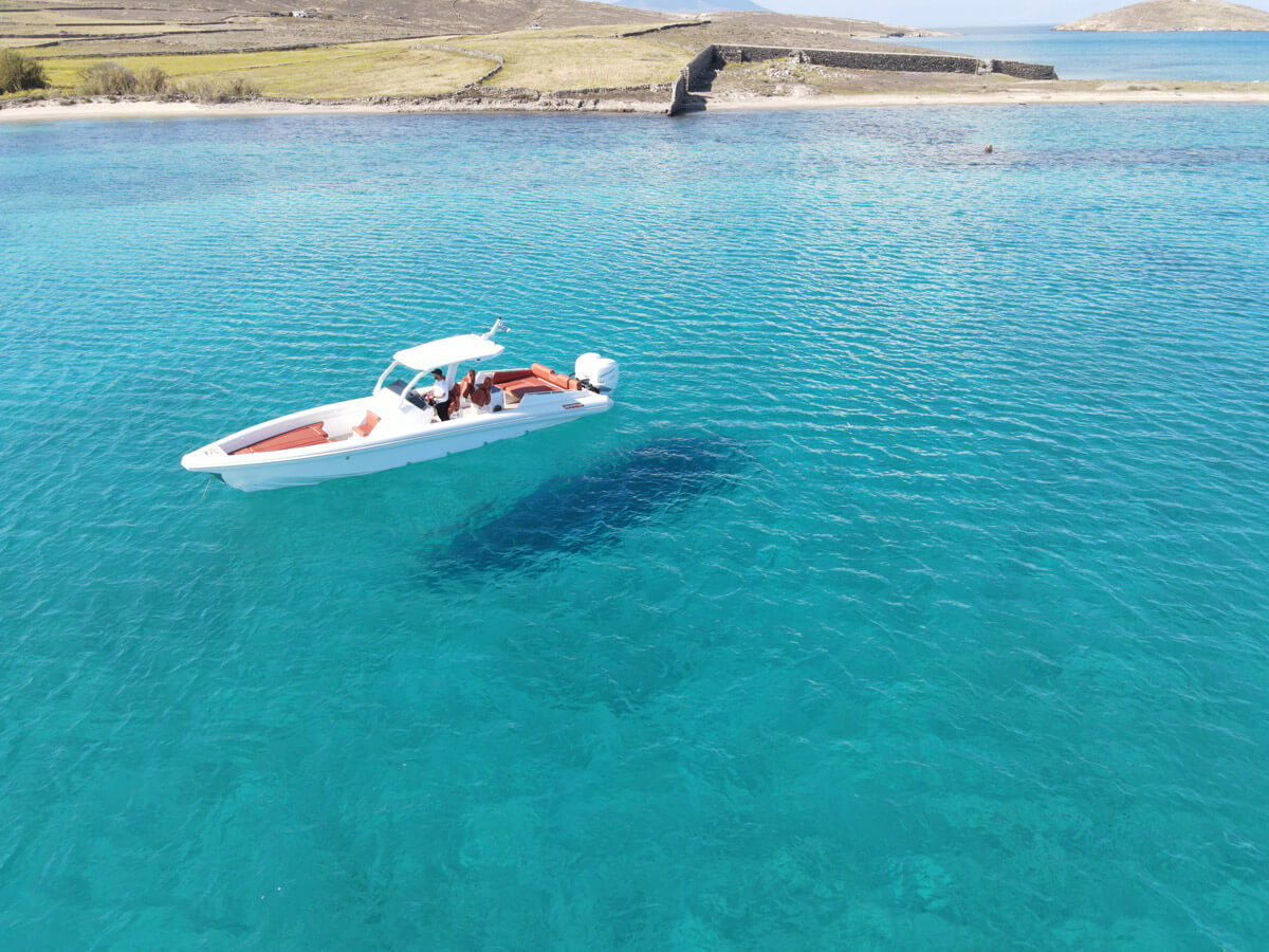 Private Skipper 38 RIB cruise – Swim, snorkel, and explore the Aegean’s hidden gems.