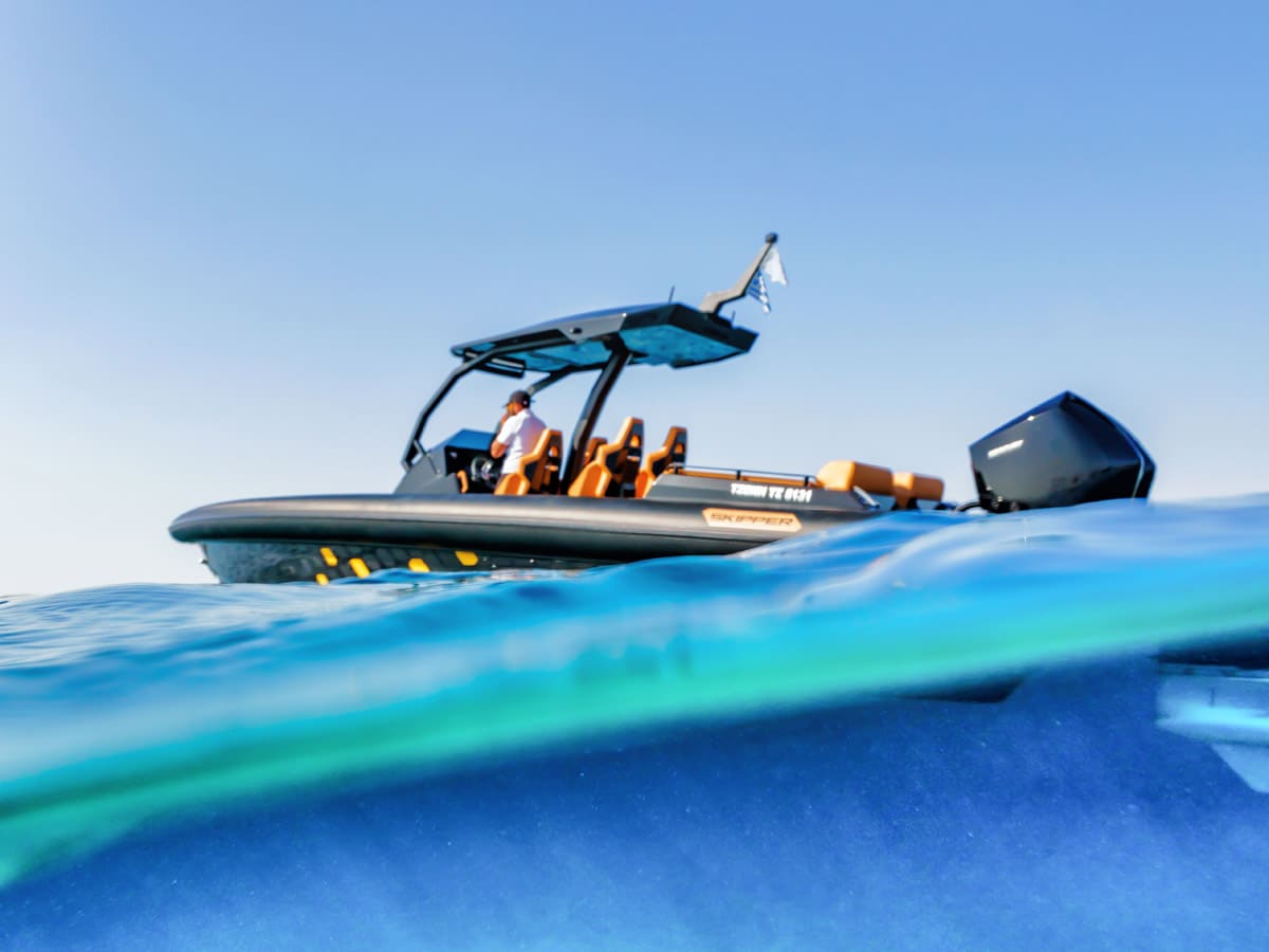Skipper 34 RIB Boat Mykonos – A high-speed adventure for unforgettable island escapes