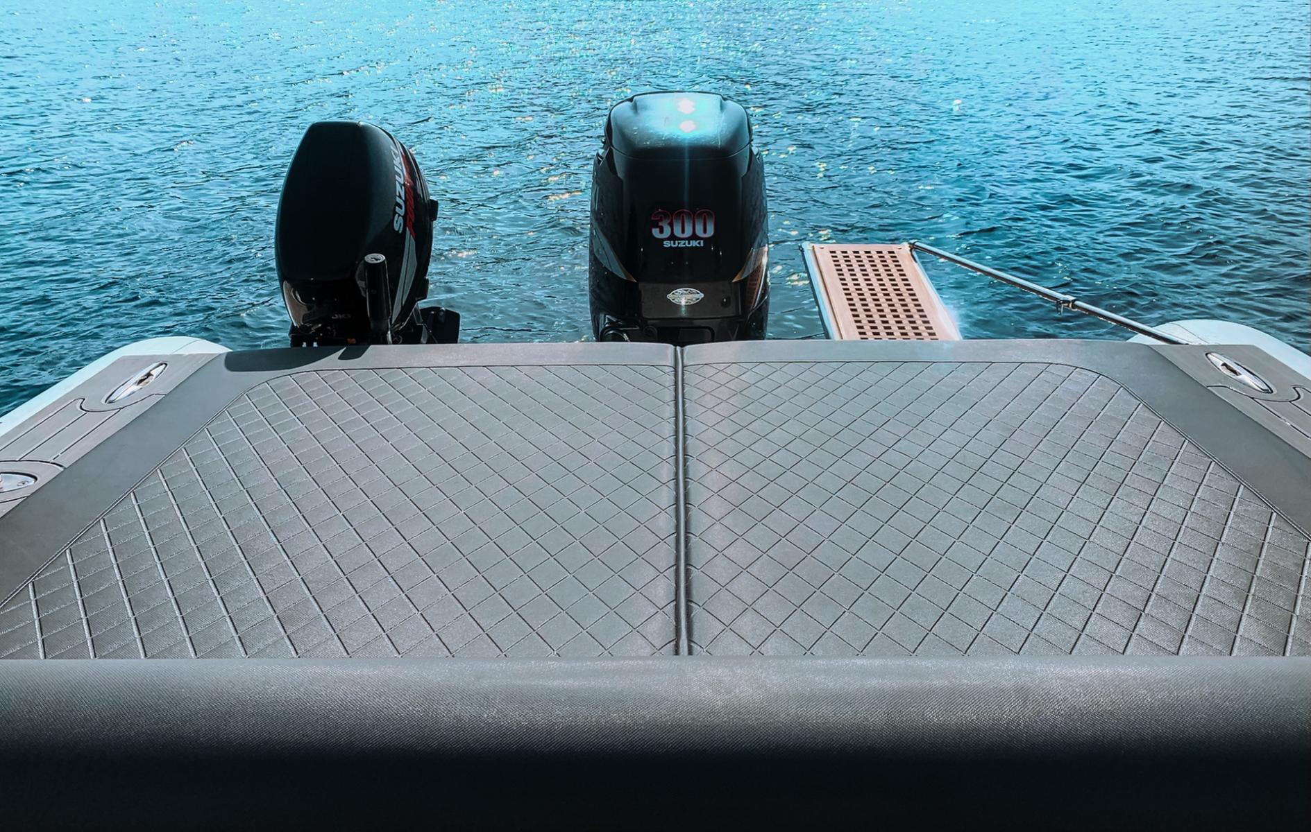 Superonda RIB boat daily cruise – Explore Mykonos with speed, comfort, and style.